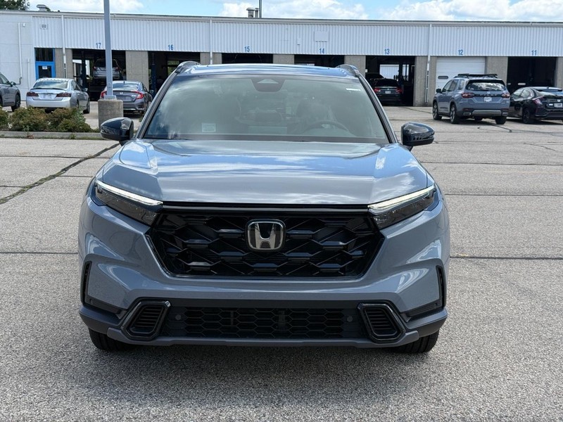 Honda CR-V Hybrid Vehicle Image 8
