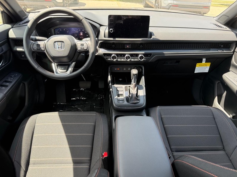 Honda CR-V Hybrid Vehicle Image 10
