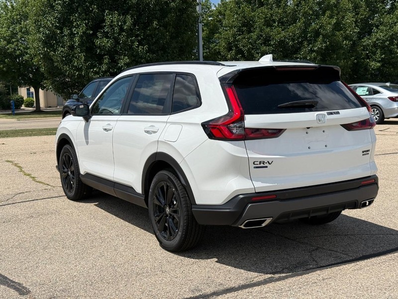 Honda CR-V Hybrid Vehicle Image 5