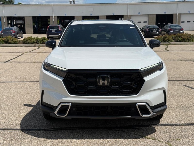 Honda CR-V Hybrid Vehicle Image 8