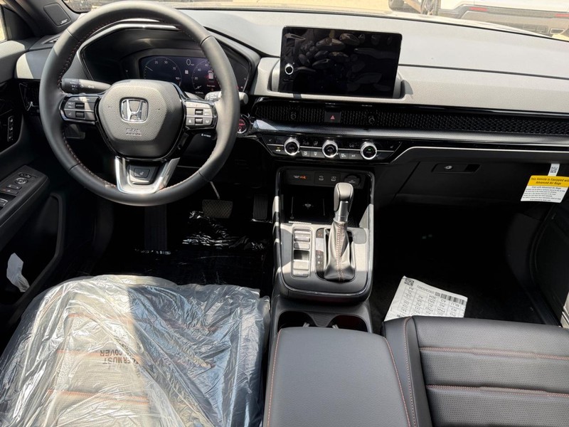 Honda CR-V Hybrid Vehicle Image 10
