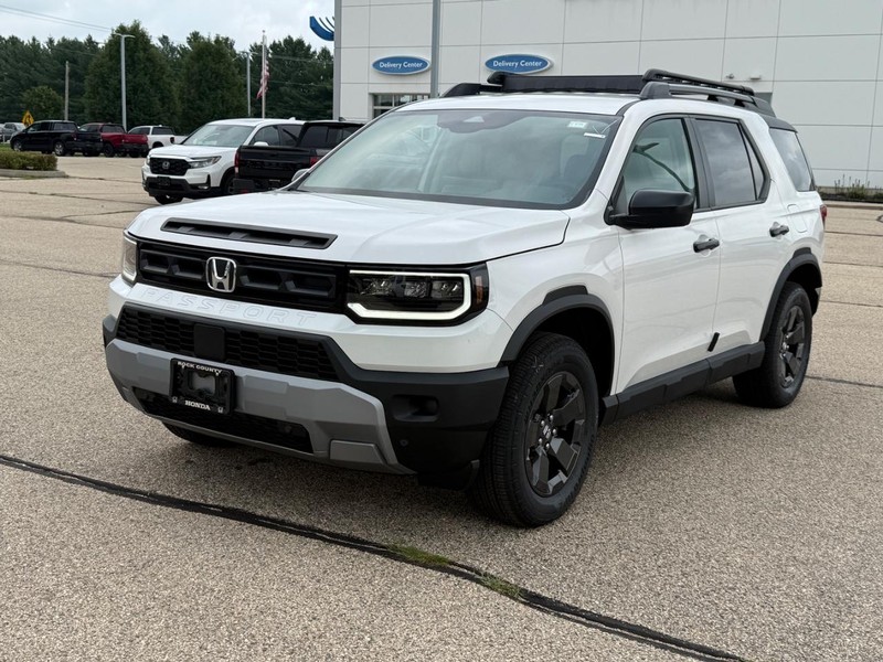 Honda Passport Vehicle Image 5