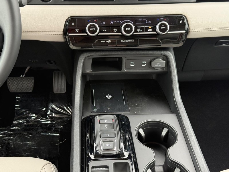 Honda Passport Vehicle Image 11