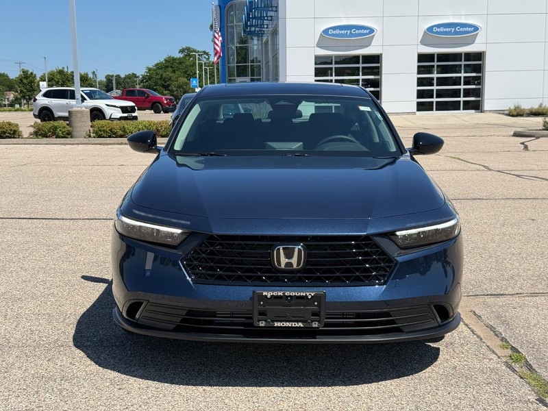 Honda Accord Sedan Vehicle Image 7