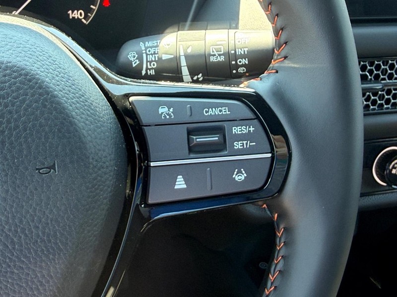 Honda HR-V Vehicle Image 16