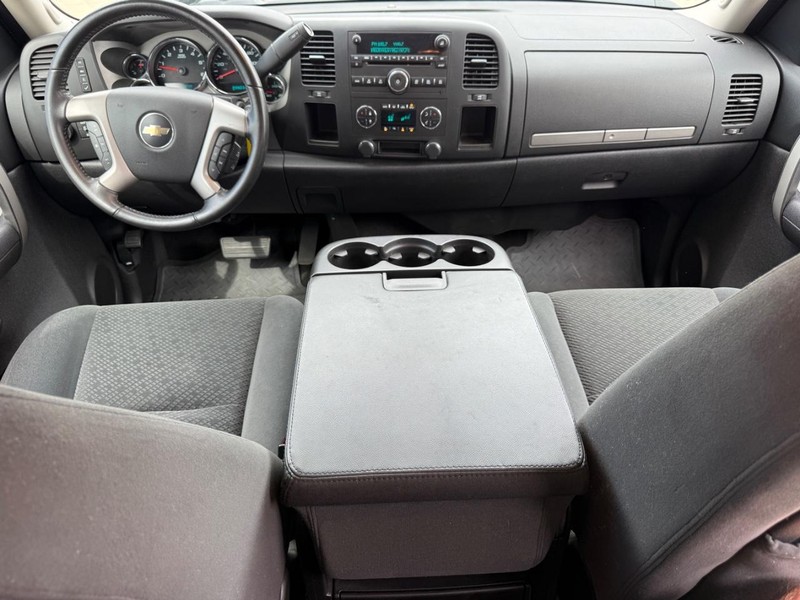 Chevrolet Silverado 1500 Vehicle Image 11