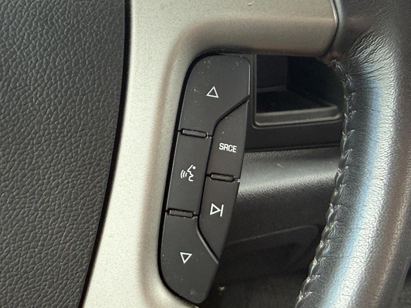 Chevrolet Silverado 1500 Vehicle Image 14