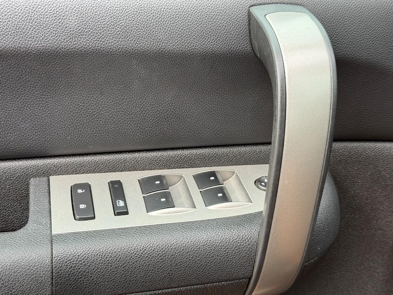 Chevrolet Silverado 1500 Vehicle Image 20