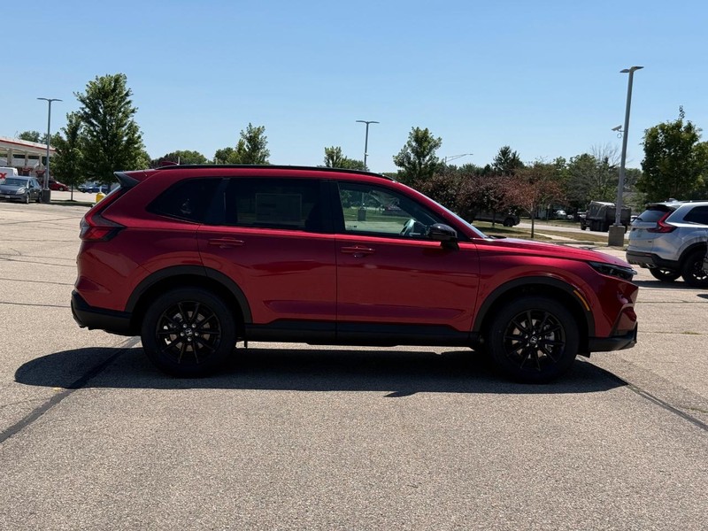 Honda CR-V Hybrid Vehicle Image 2
