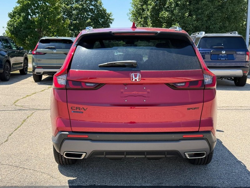 Honda CR-V Hybrid Vehicle Image 4