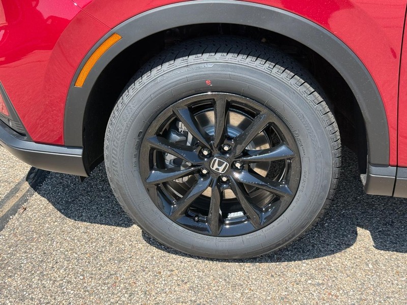 Honda CR-V Hybrid Vehicle Image 6