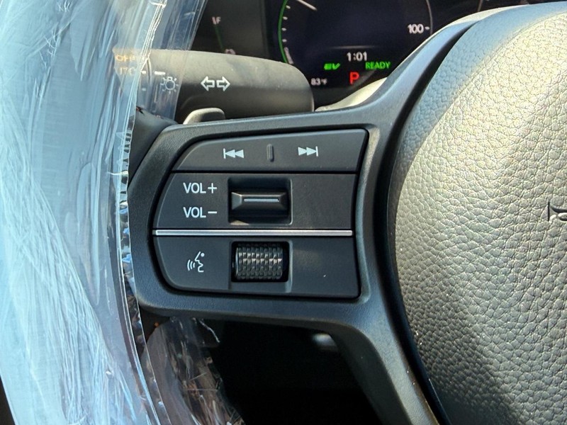 Honda CR-V Hybrid Vehicle Image 15