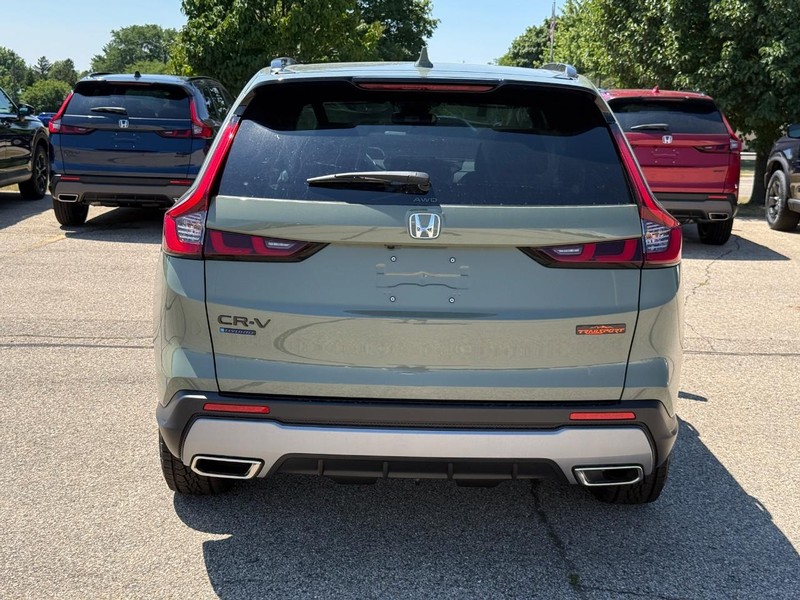 Honda CR-V Hybrid Vehicle Image 4