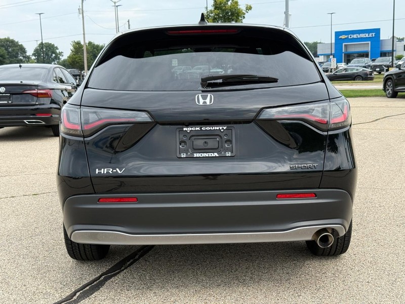 Honda HR-V Vehicle Full-screen Gallery Image 04