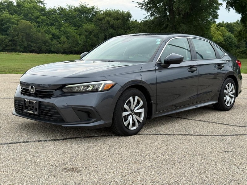 Honda Civic Sedan Vehicle Full-screen Gallery Image 09