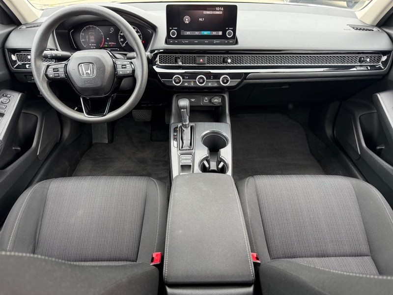 Honda Civic Sedan Vehicle Full-screen Gallery Image 12