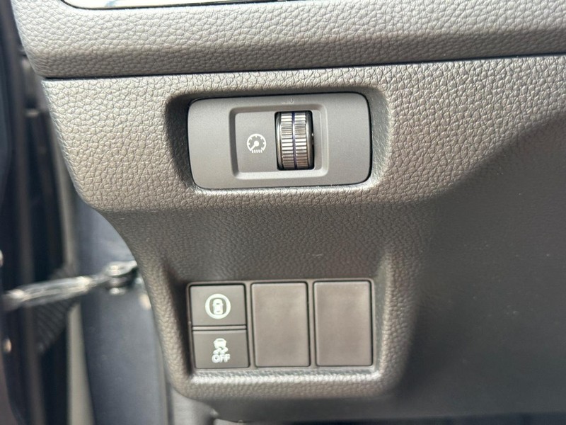 Honda Civic Sedan Vehicle Full-screen Gallery Image 22