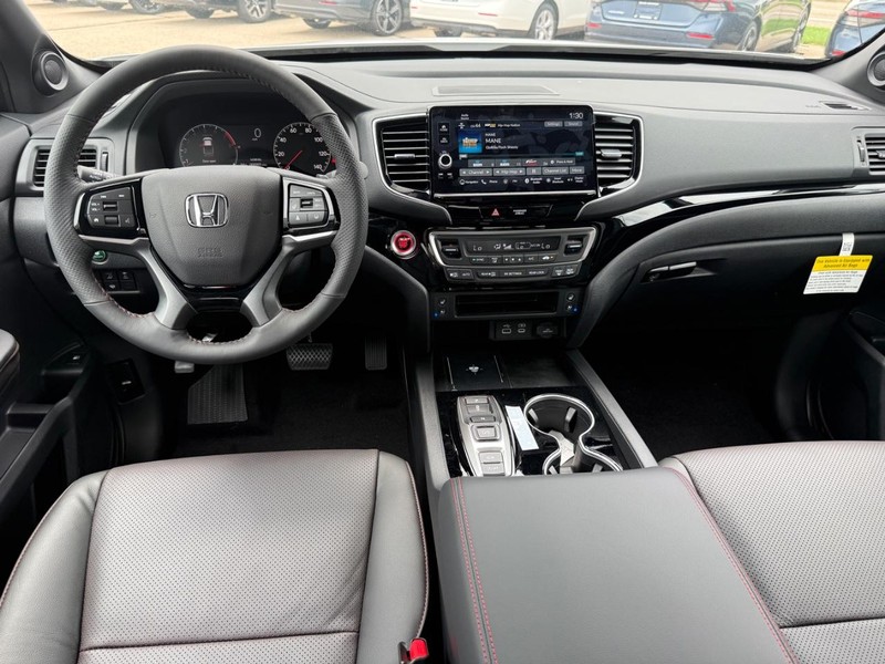 Honda Ridgeline Vehicle Image 9