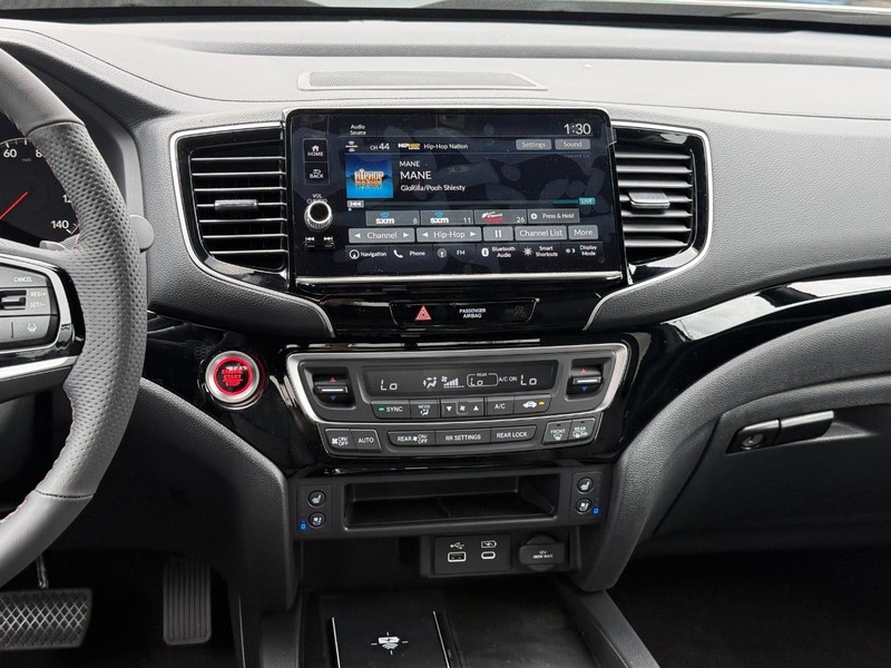 Honda Ridgeline Vehicle Image 10