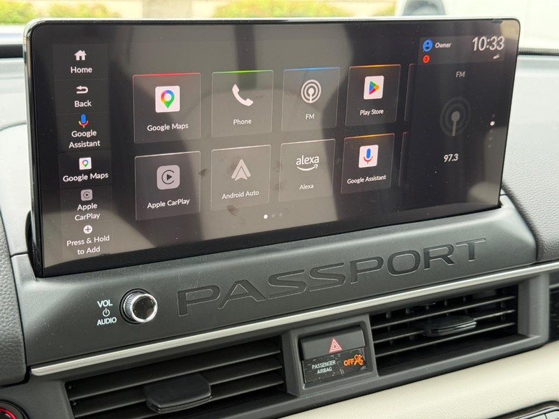Honda Passport Vehicle Image 14