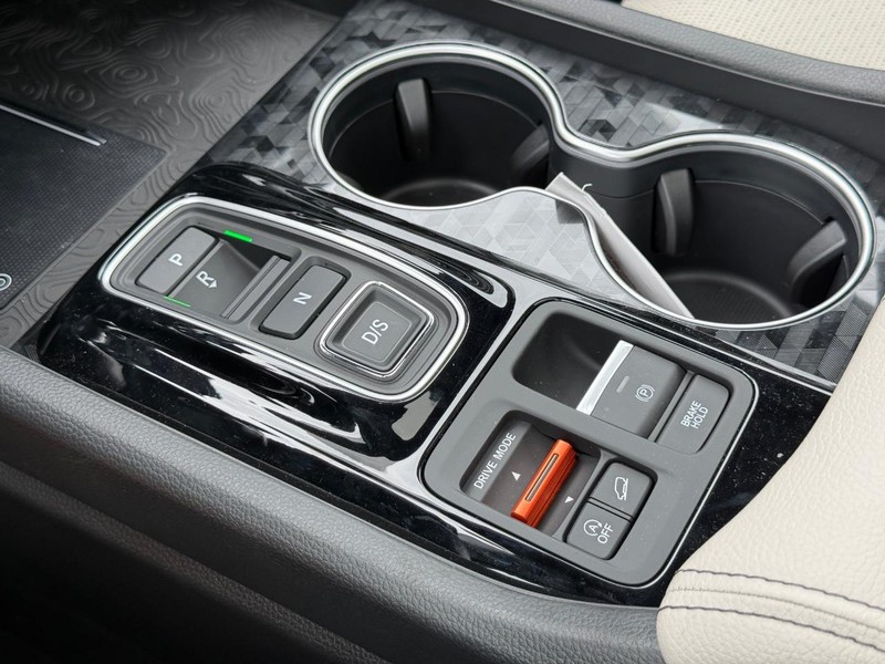 Honda Passport Vehicle Image 18