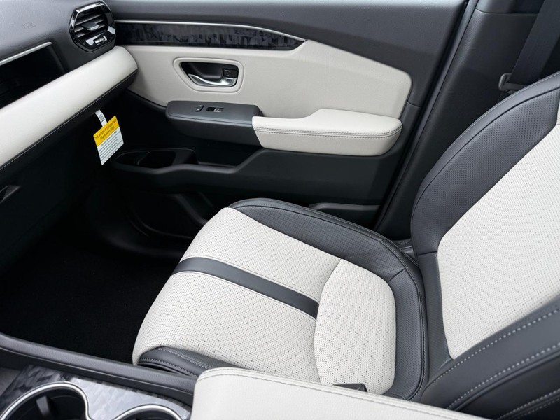 Honda Passport Vehicle Image 19