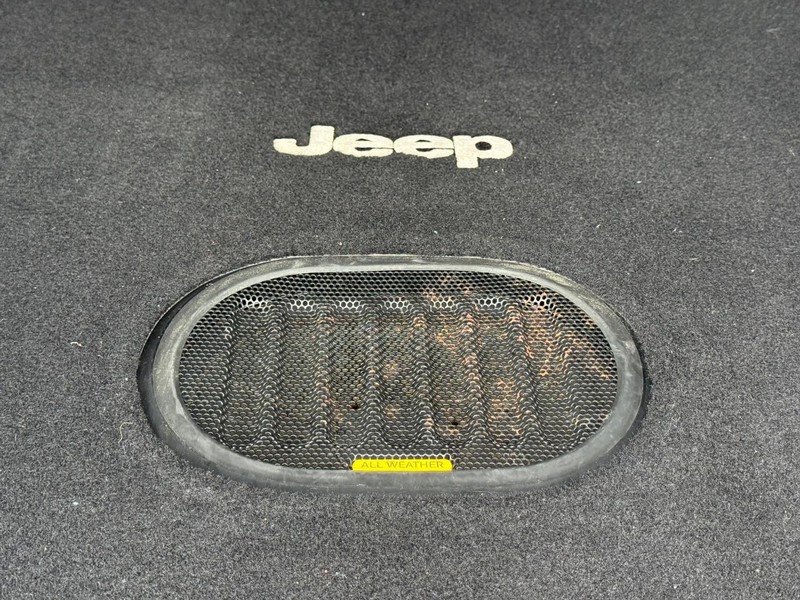 Jeep Wrangler Unlimited Vehicle Image 7