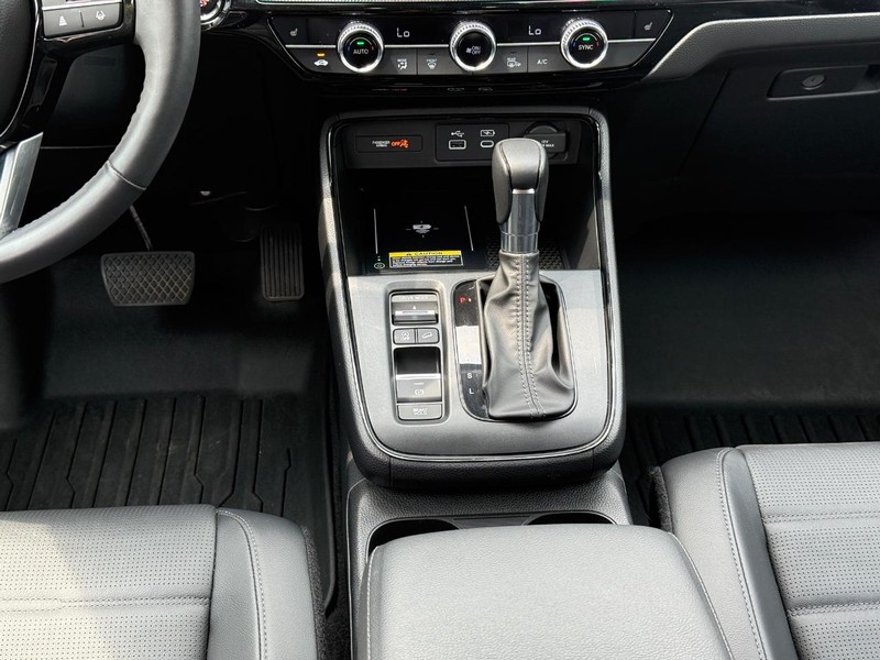 Honda CR-V Vehicle Image 12
