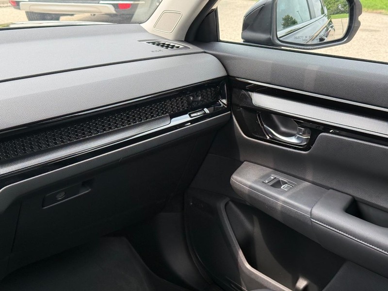Honda CR-V Vehicle Image 14