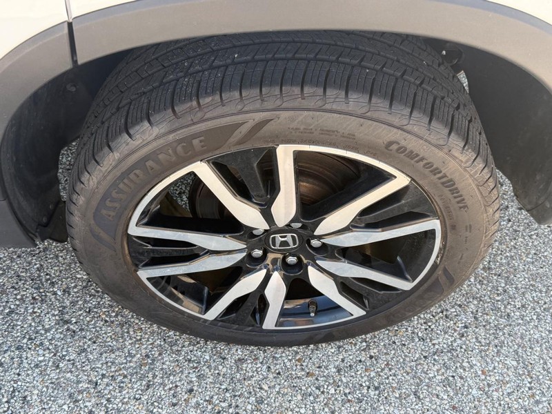 Honda Pilot Vehicle Full-screen Gallery Image 07