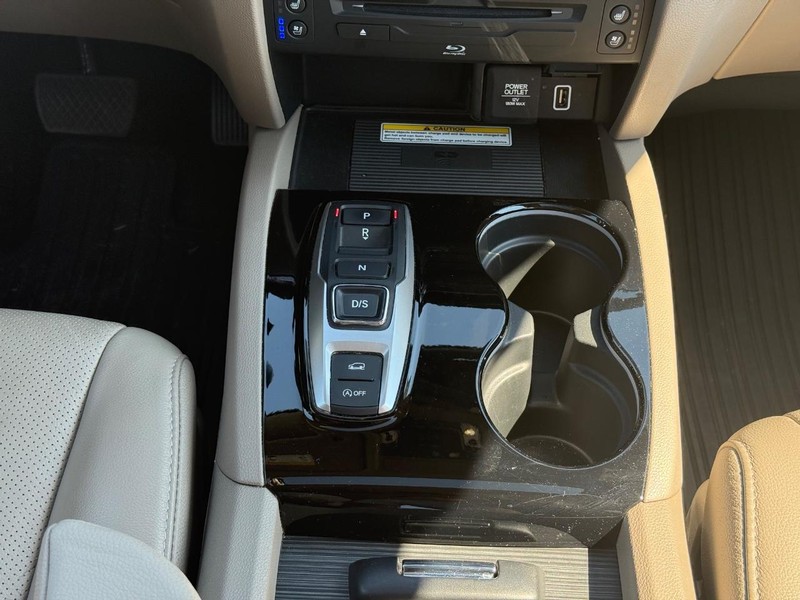 Honda Pilot Vehicle Full-screen Gallery Image 13