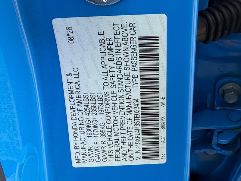 Honda Civic Hatchback Hybrid Vehicle Image 17