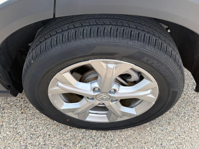 Honda HR-V Vehicle Full-screen Gallery Image 06