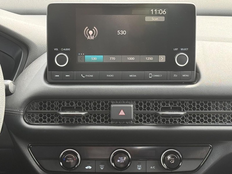 Honda HR-V Vehicle Full-screen Gallery Image 09