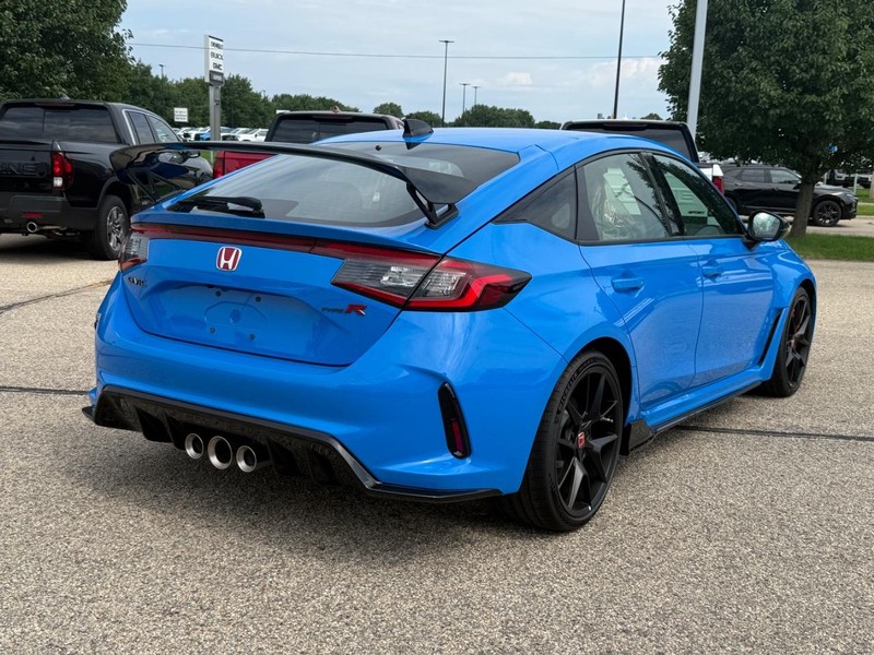 Honda Civic Type R Vehicle Image 3