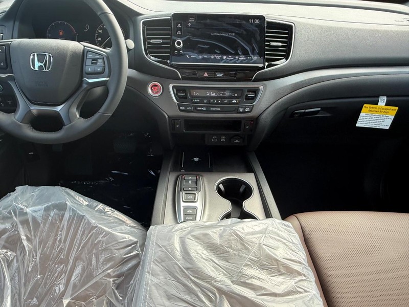 Honda Ridgeline Vehicle Image 6