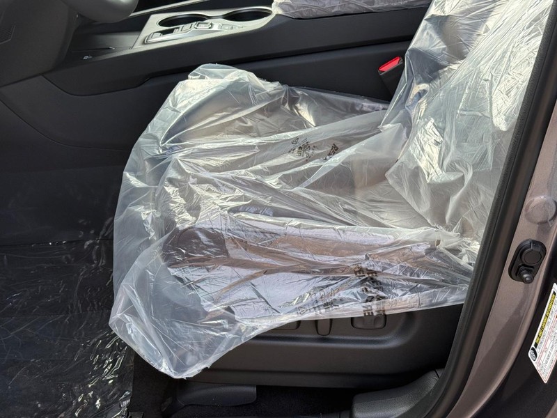Honda Ridgeline Vehicle Image 16
