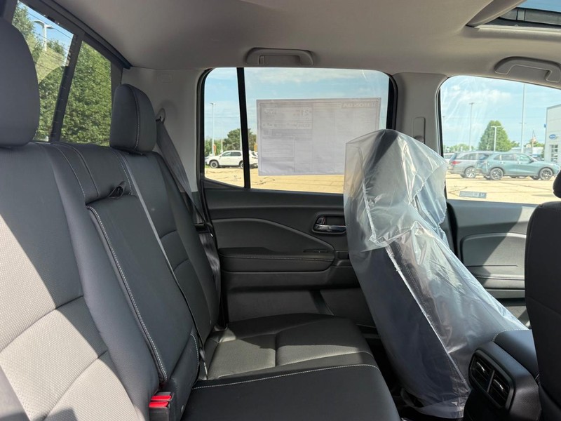 Honda Ridgeline Vehicle Image 5