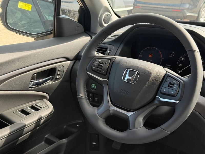 Honda Ridgeline Vehicle Image 9
