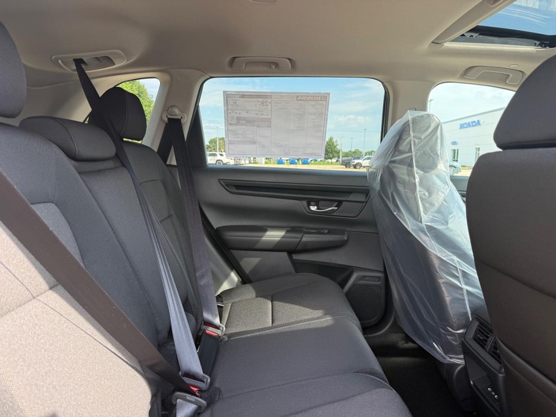 Honda CR-V Vehicle Image 5