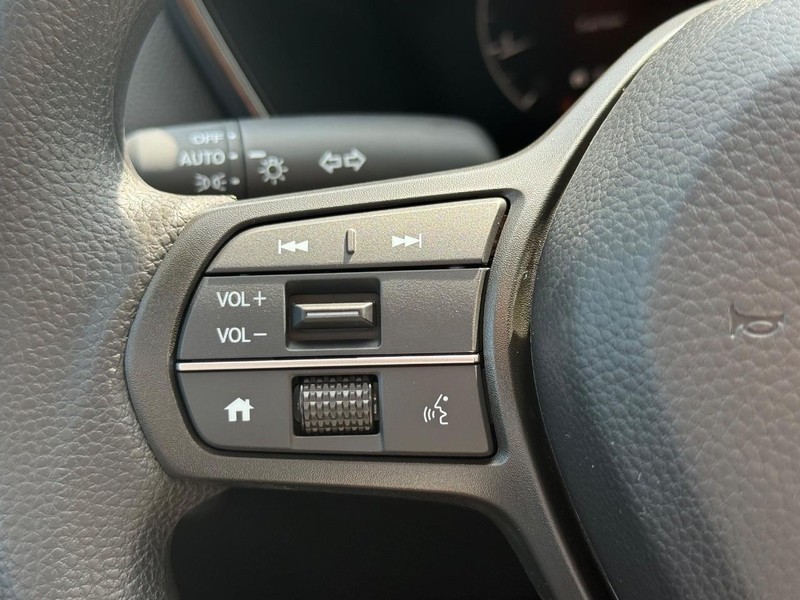 Honda CR-V Vehicle Image 11