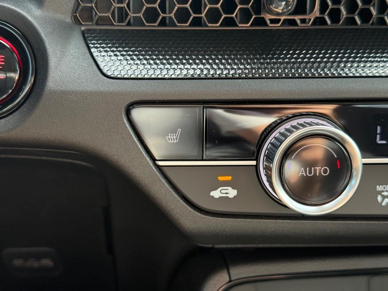 Honda CR-V Vehicle Image 13