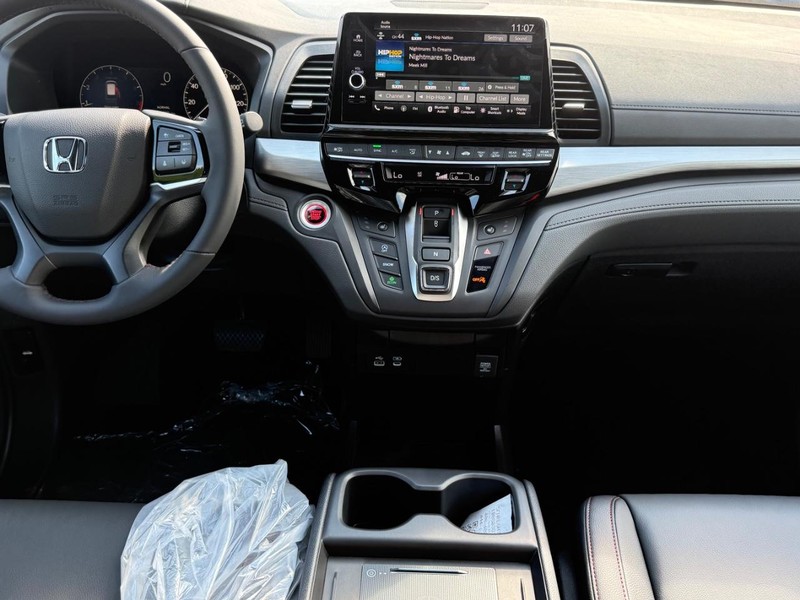 Honda Odyssey Vehicle Image 7