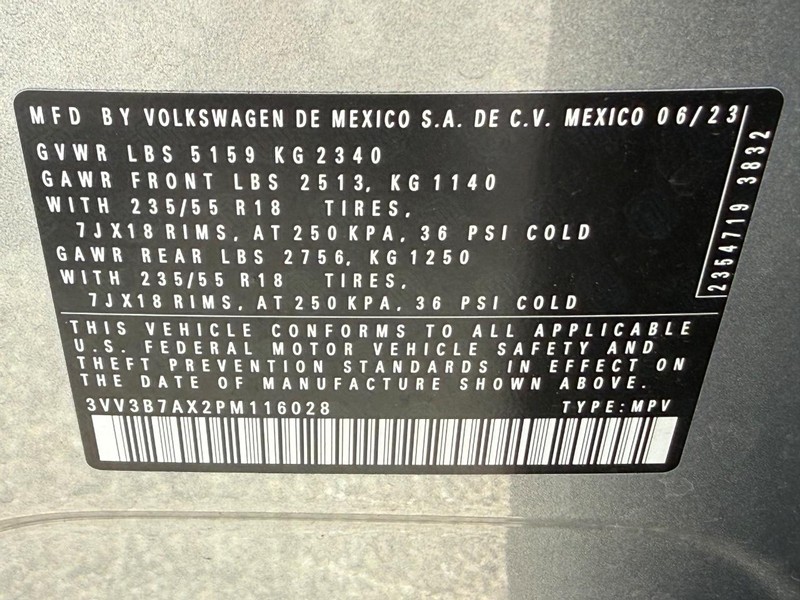 Volkswagen Tiguan Vehicle Image 23