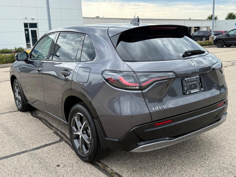 Honda HR-V Vehicle Full-screen Gallery Image 05