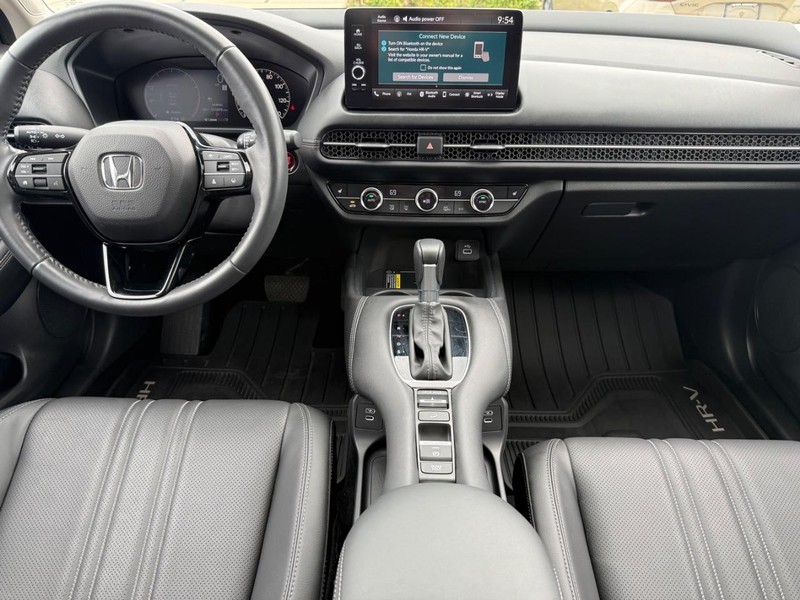 Honda HR-V Vehicle Full-screen Gallery Image 10