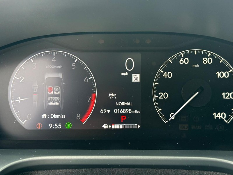 Honda HR-V Vehicle Full-screen Gallery Image 17