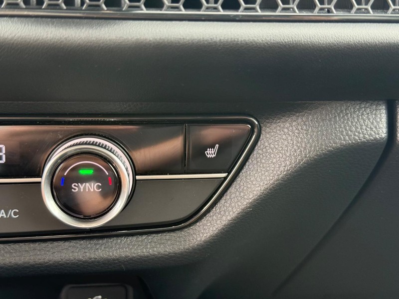 Honda HR-V Vehicle Full-screen Gallery Image 19