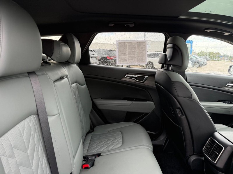 Kia Sportage Vehicle Image 10