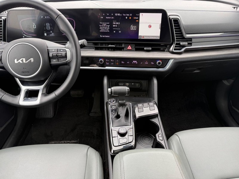 Kia Sportage Vehicle Image 11